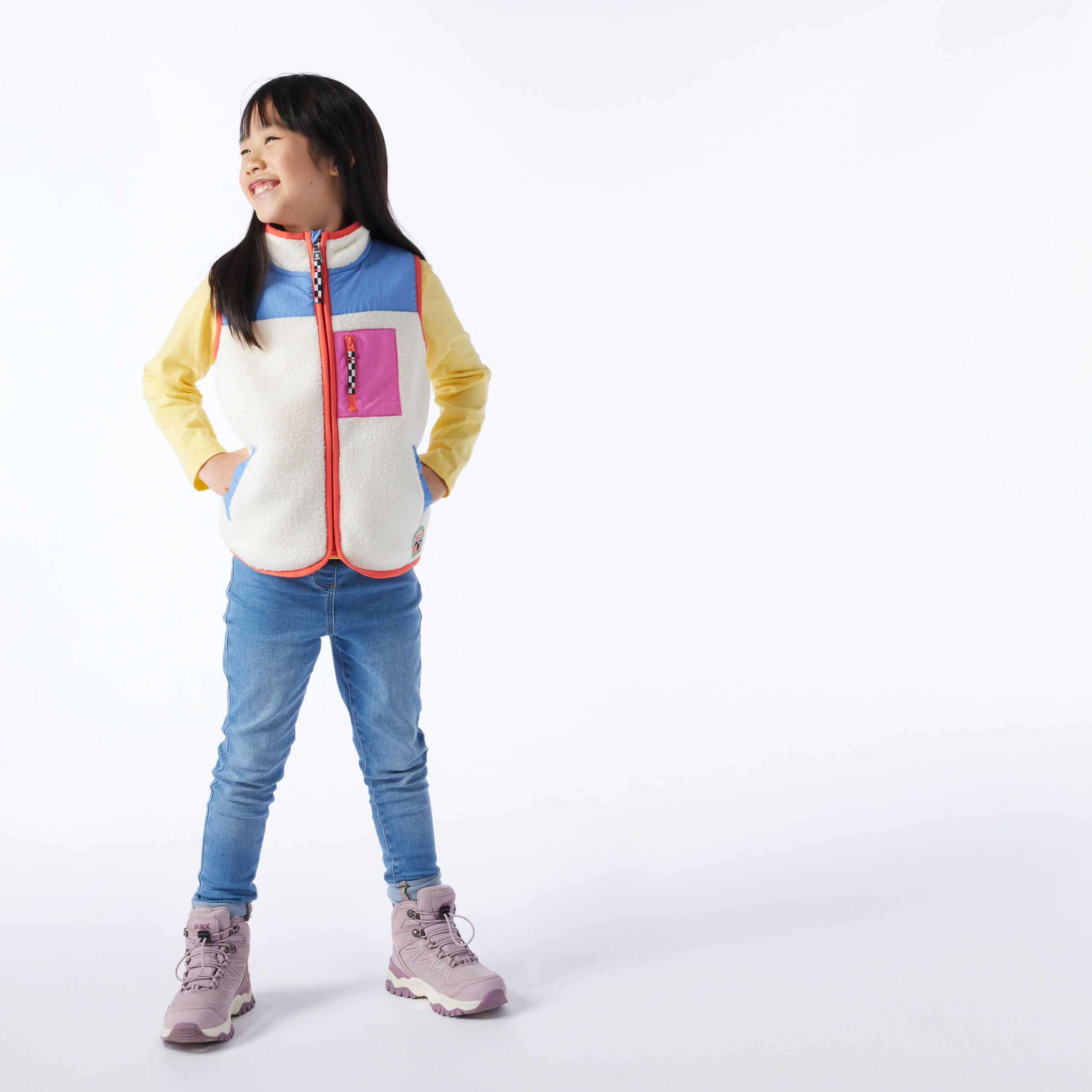 TOG24 Damara Kids Shaun the Sheep Sherpa Gilet - Image 5