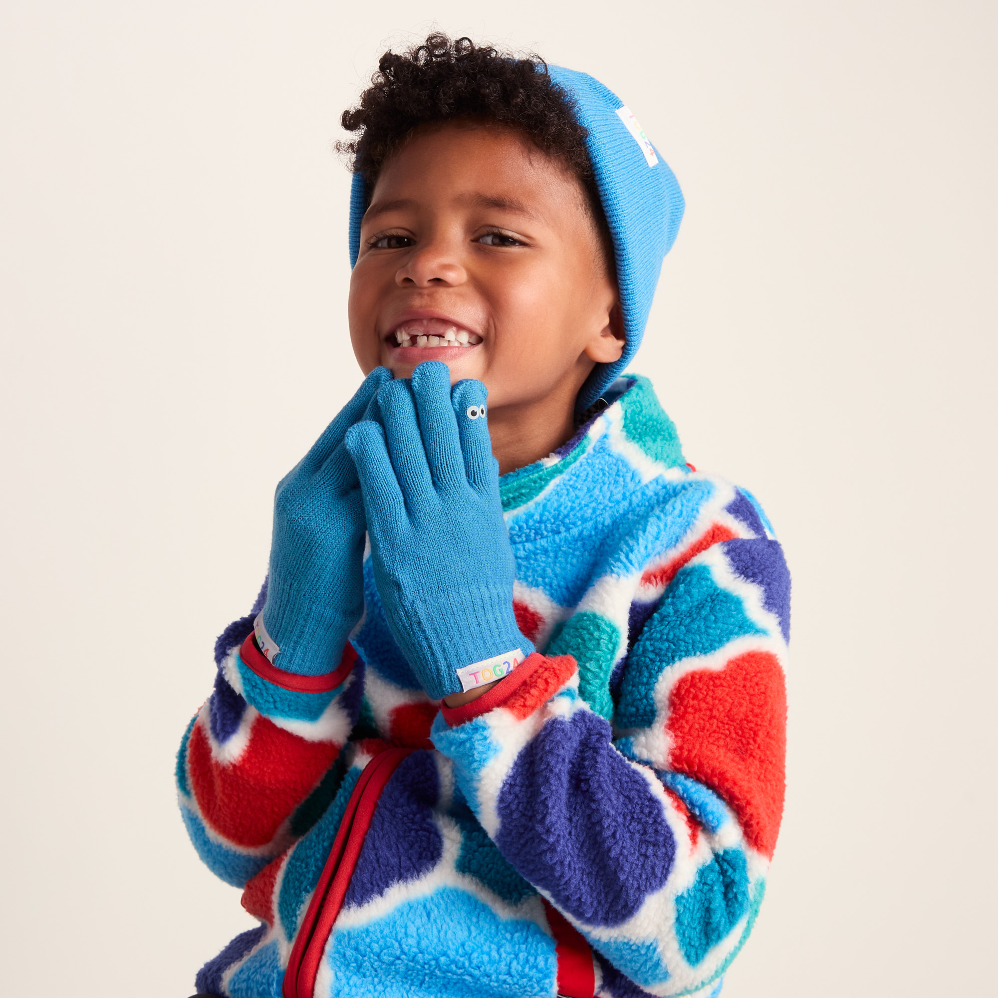 TOG24 Soay Kids Shaun the Sheep Knit Gloves - Image 6