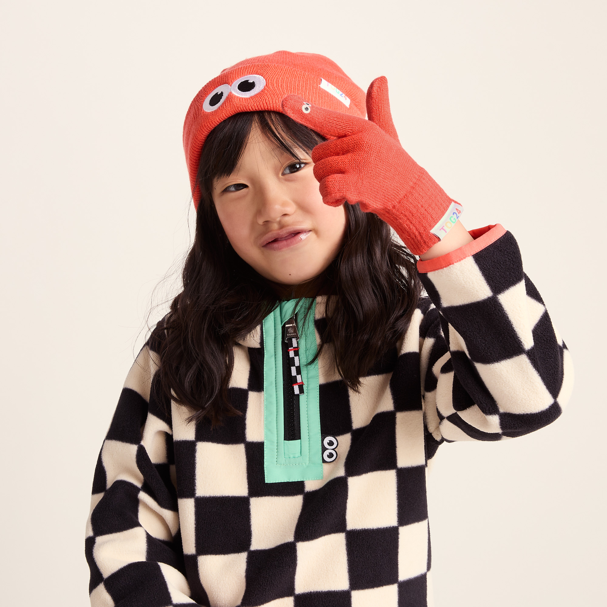 TOG24 Soay Kids Shaun the Sheep Knit Gloves - Image 9