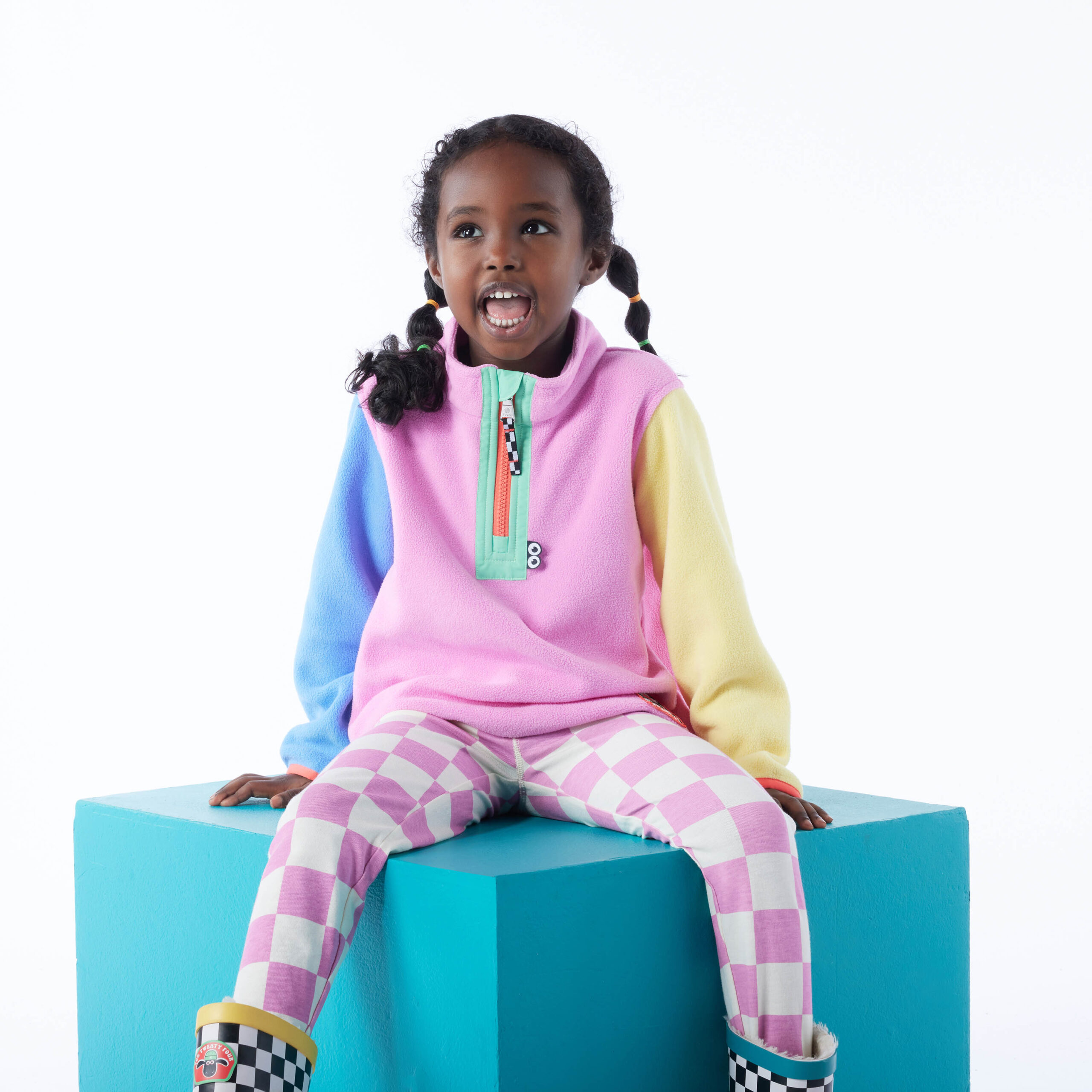 TOG24 Texel Kids Shaun the Sheep Fleece Zip Neck - Image 5